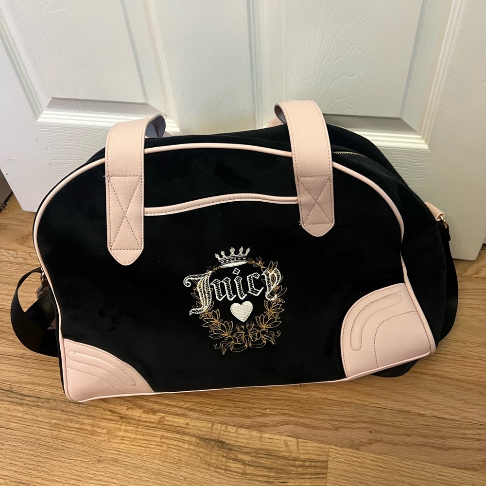 Juicy Couture Black and Light Pink Travel Bag